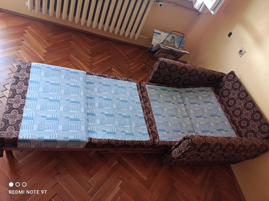 футьойл - легло, разтегаемо