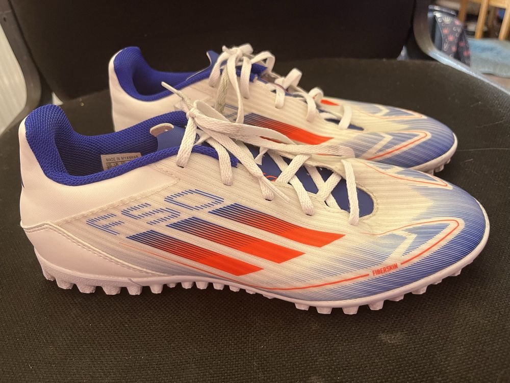 Стоножки и бутонки Adidas и NIKE