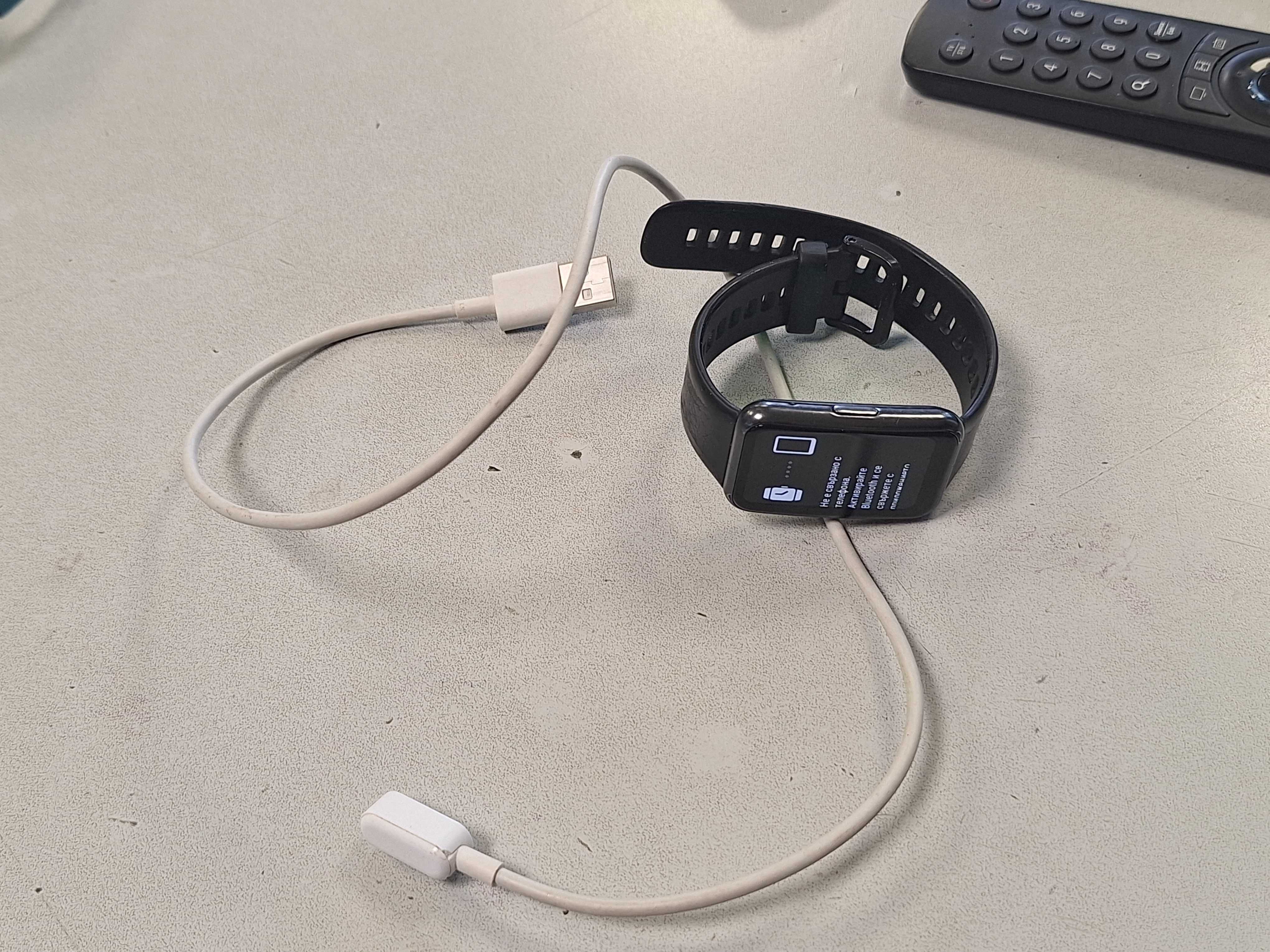 Смарт часовник Huawei watch fit