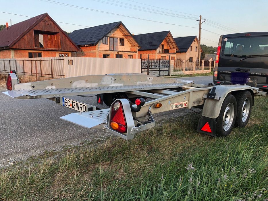 Vând platformă Brenderup Thule stare impecabilă înmatriculată