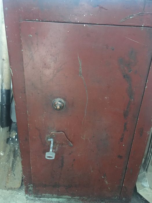 Сейф СССР с замком