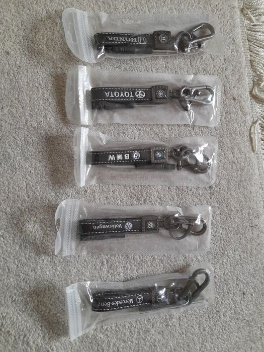 Breloc piele metal cheie mercedes benz Volkswagen vw Toyota bmw honda