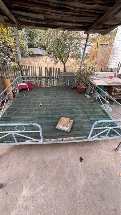 Тапчан, сури, кровать