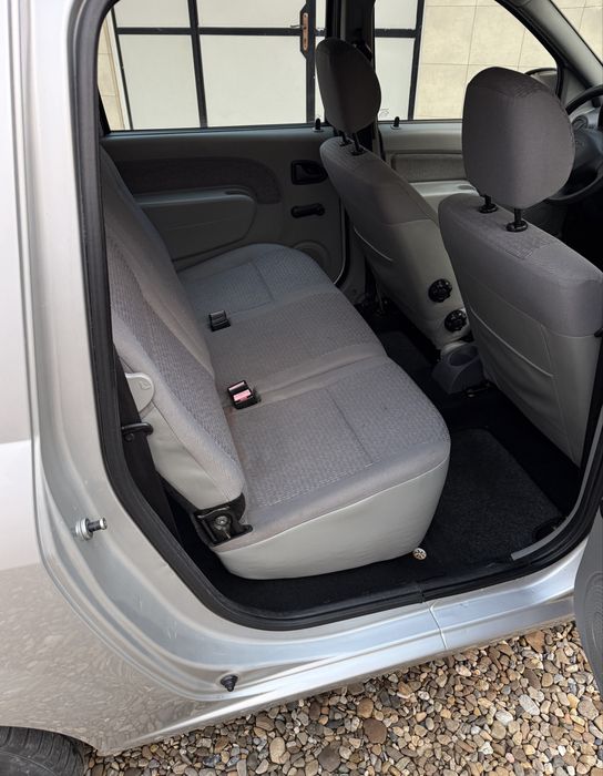 Dacia Logan Mcv 1.6Mpi / AC / LAUREATE / Germania