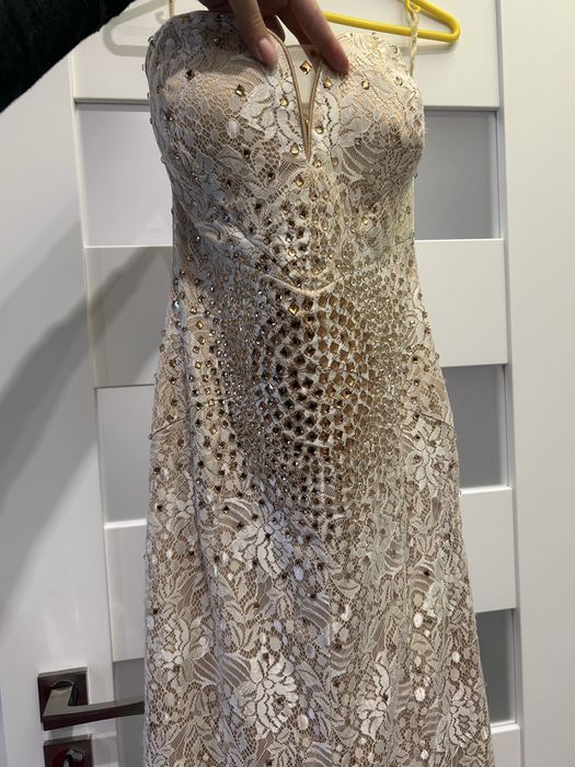 Официална бална рокля