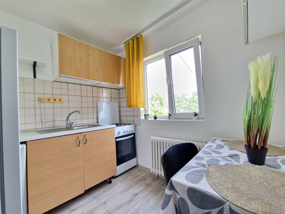 Proprietar inchiriez apartament in Complexul Studentesc