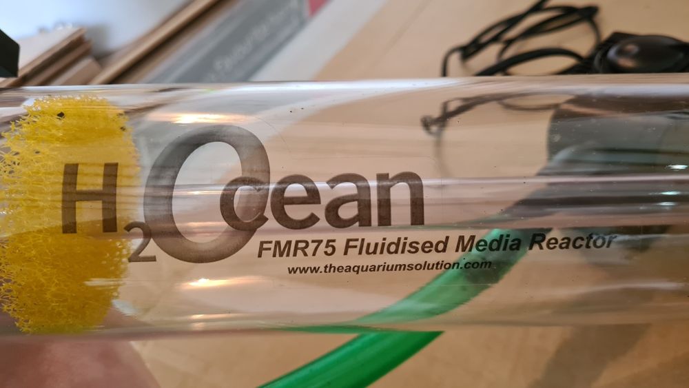 Reactoare media + pompe pentru acvarii