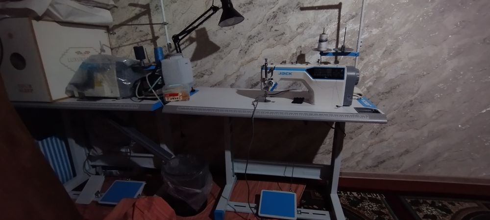 Tikuv mashinasi sotiladi