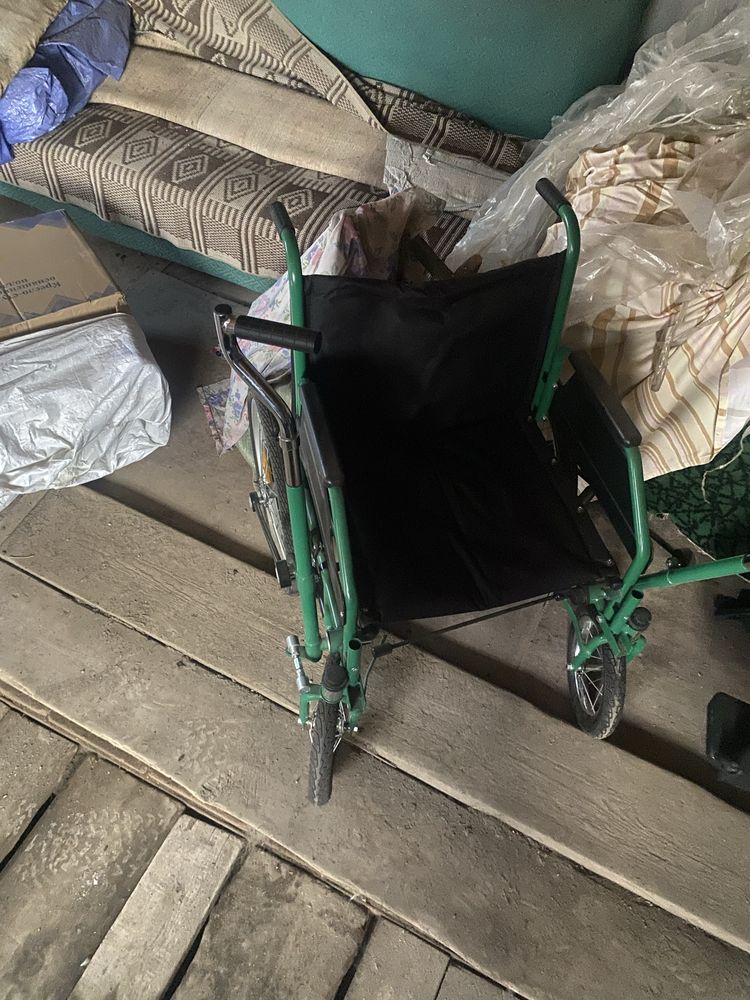 Продам инвалидные коляски