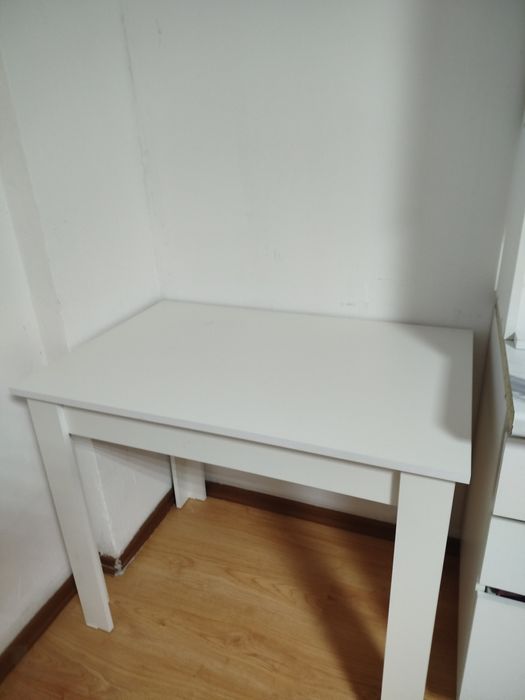 Продам стол кухонный б/у