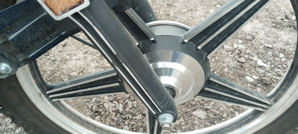 Продам новый Мотоцикл 200 куб