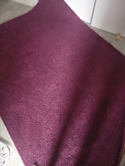 Vând 2 covoare  stare impecabila