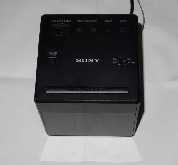 Radio cu ceas Sony ICF C1 (japan)