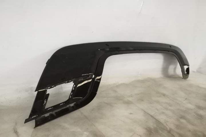 Difuzor Bara Spate Original In Stare Buna  Land Rover  Range Rover Evo