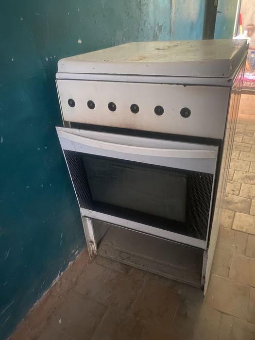 Газ және темір есік
