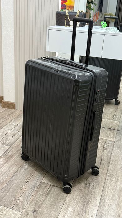 Чемодан размер L