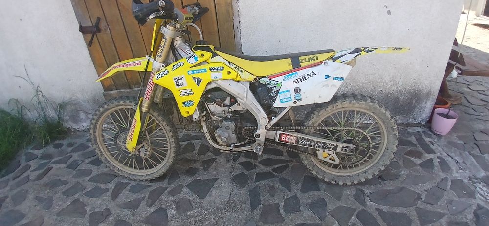Vând Suzuki RM-Z 450