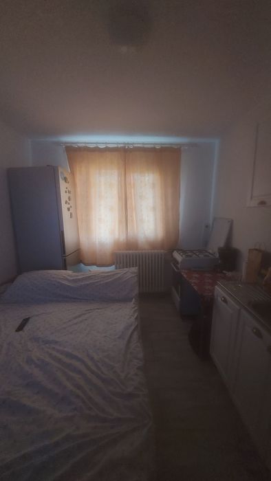 Vânzare camera camin