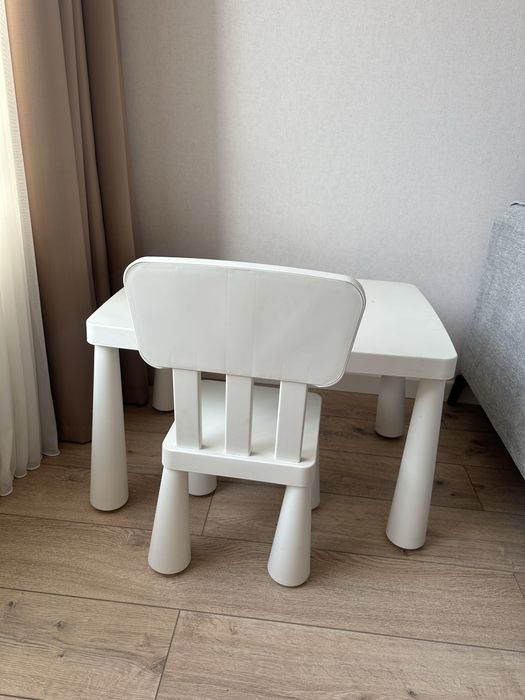 Продам стол со стулом от икея