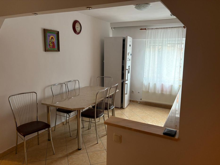 Apartament 2 camere Carpați 2 etaj 1