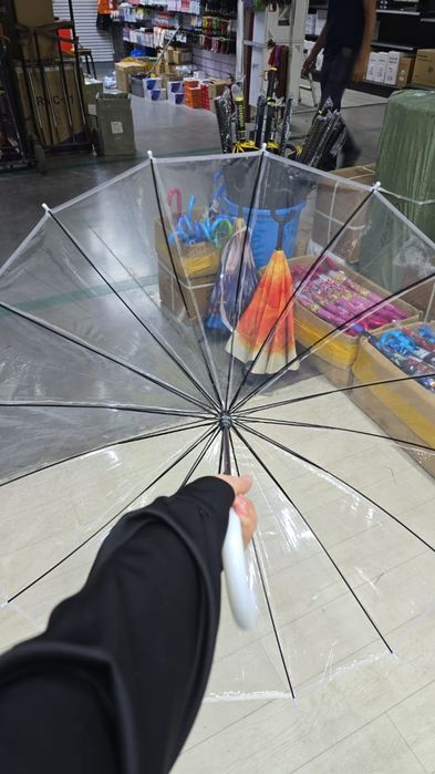 Прозрачный зонтик