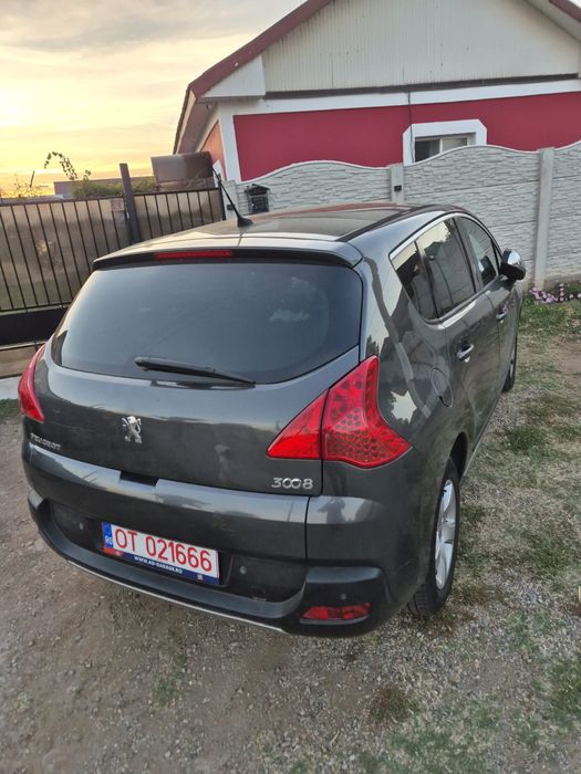 Peugeot 3008 2011