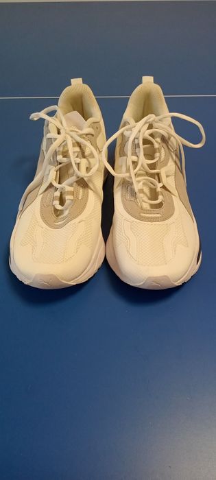 Мужские кроссовки, 43 размер