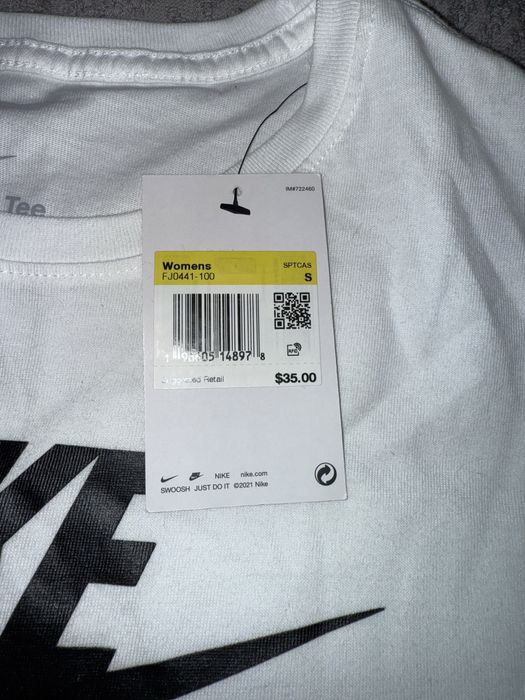 Продается новый лонгслив nike привезенный с Америки