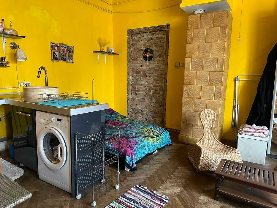 Inchiriez garsoniera open space in vila, Andrei Muresanu