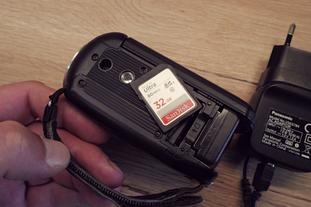 Camera video Panasonic HC-V160 Handycam Full HD Retro USB HDMI Sd card