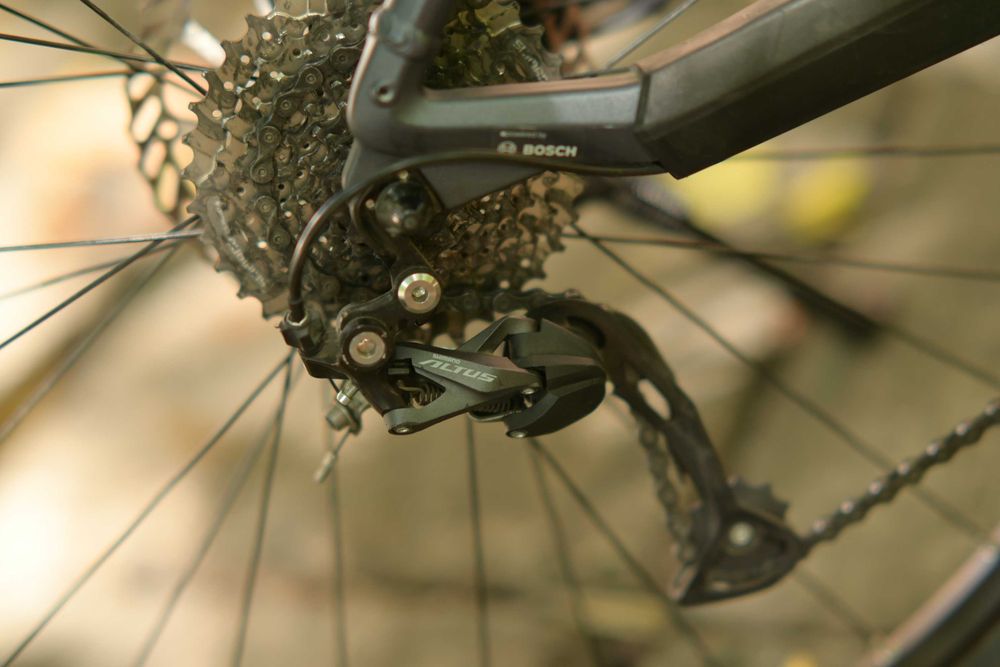 Bicileta electrică Cube