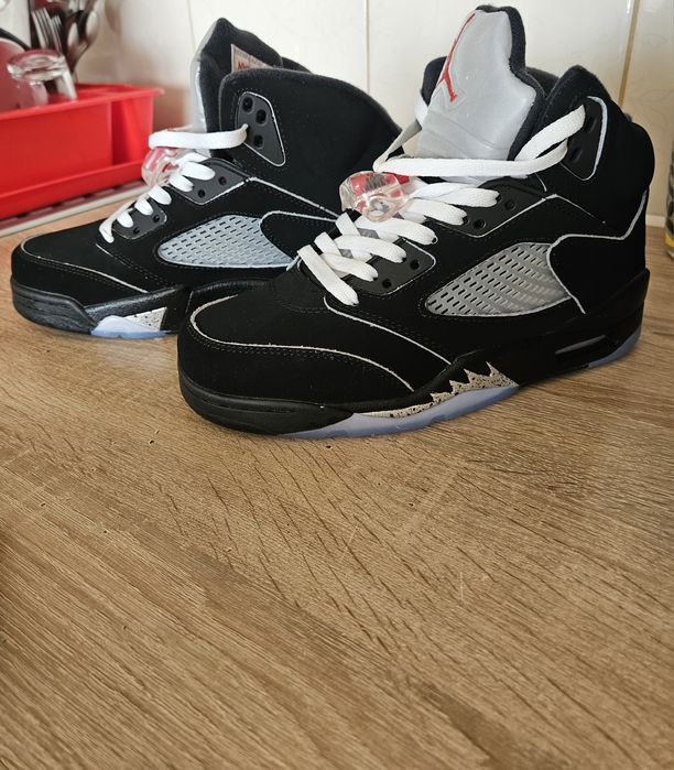 Jordan 5 black metallic,  40-500