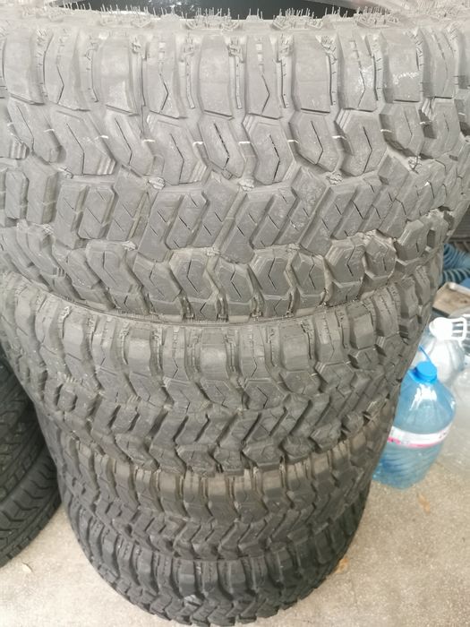 Radar 33×12.50 r 20 като нови