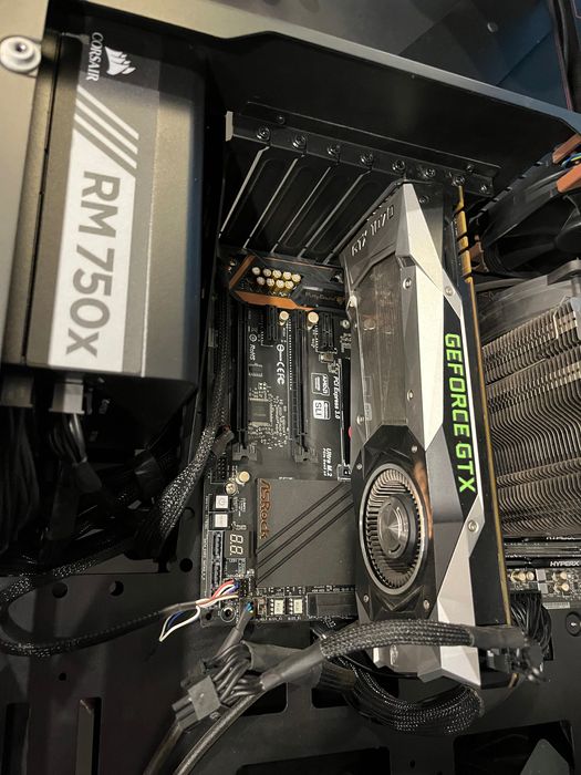 Asrock Z170 Extreme4  + i5 6600K  + 2x8GB DDR4-2666 HyperX Fury