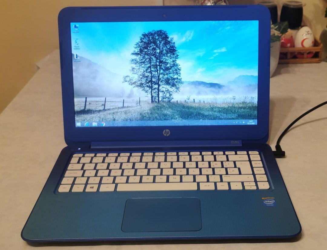 Dezmembrez Laptop HP display 13.3"