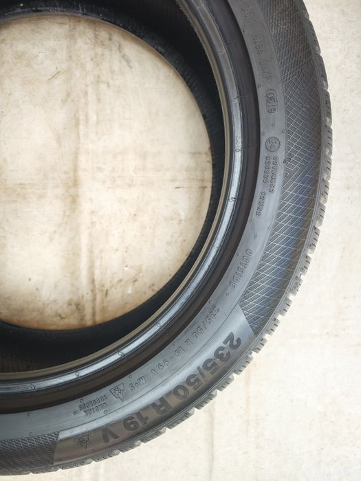 Anvelope 235/50/19 iarna Continental