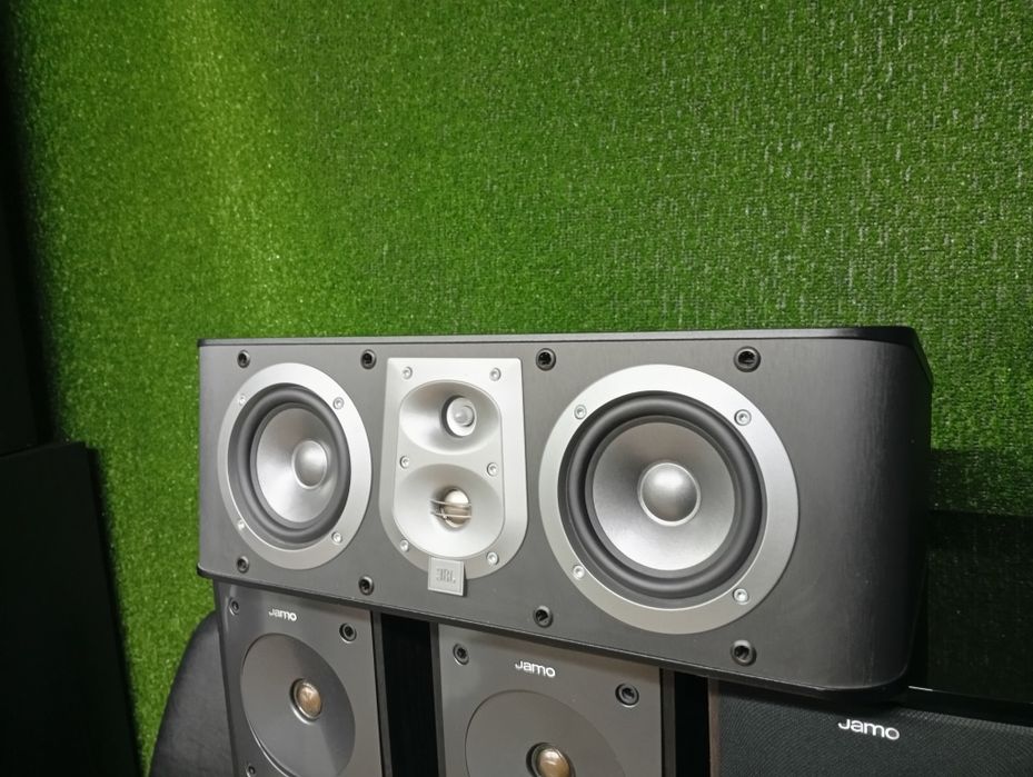 Център JBL es-25c