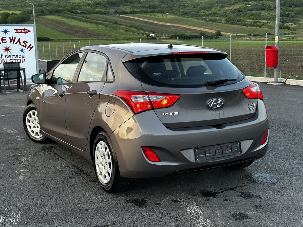 Hyundai i30 1.6 CRDI 2013