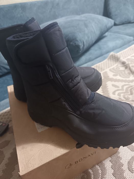 Продам обувь зимние!!!