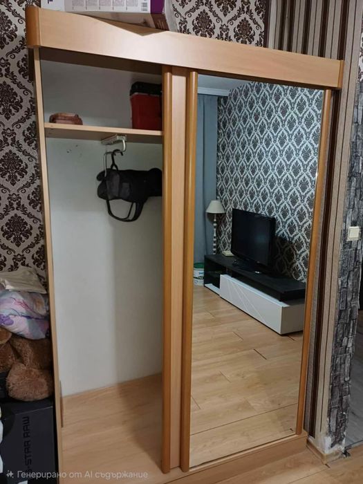 Продавам гардероб