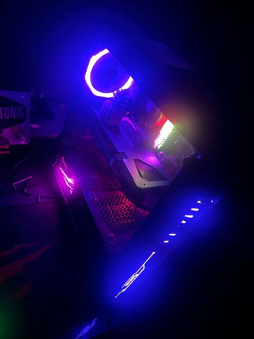 PC gaming si monitor