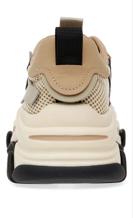 Ново дамско зимно яке и нови сникърси Steve Maden