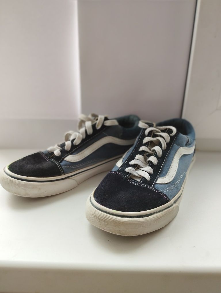 Кеды  Vans новые 38р