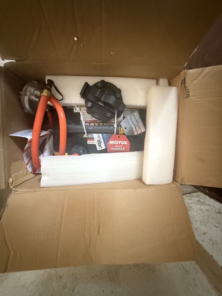 Генератор Champion 2200w