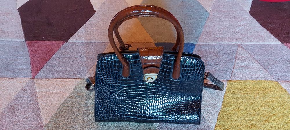 Geantă damă încăpătoare