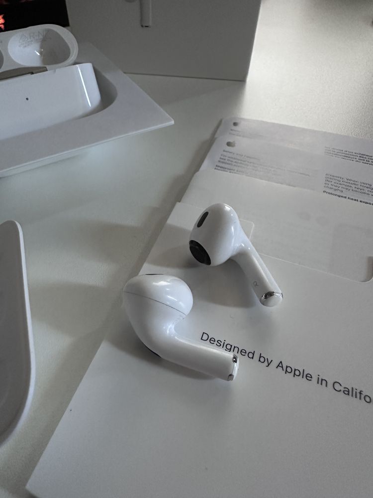 AirPods pro 2 Gen - Lightning port + Mac Safe - Оригинални