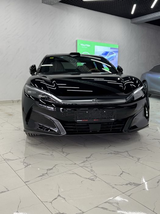 BYD  Han L full poz natarus