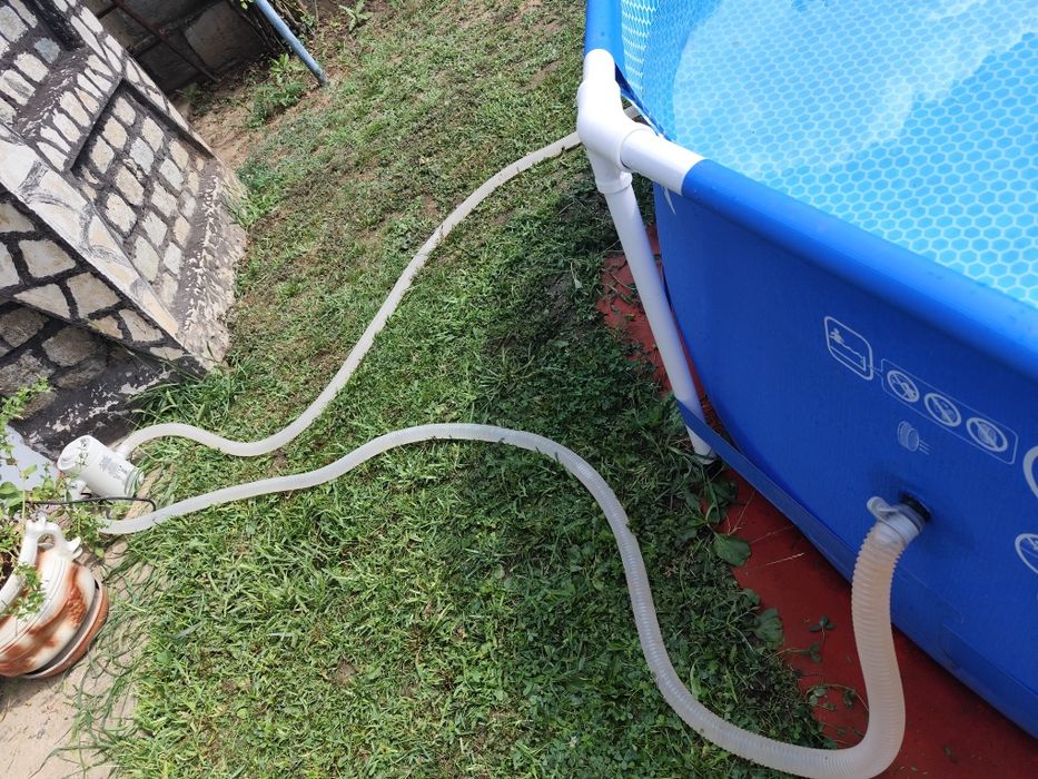 Piscina 305/76. .