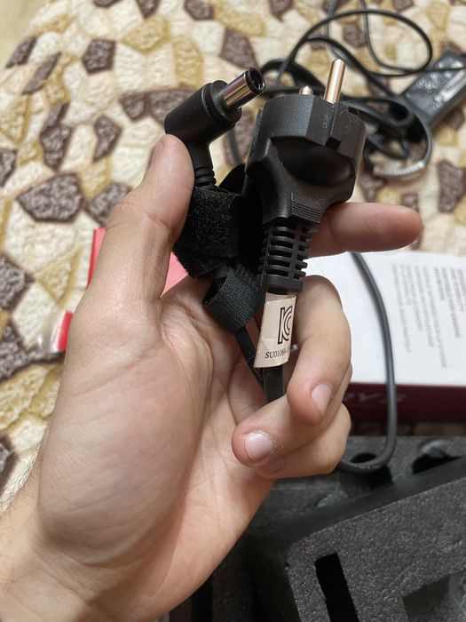 Шнур питания для ноутбука