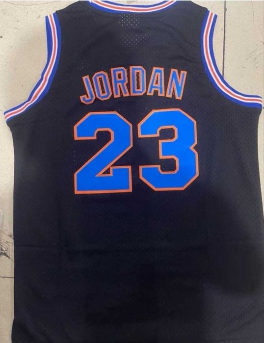 Maiouri de baschet Tune Squad